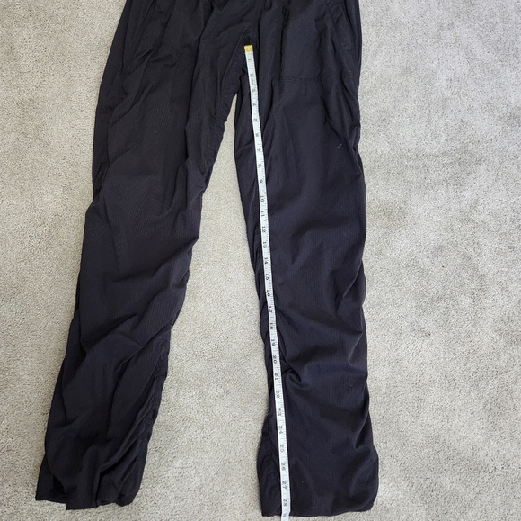 Ivivva By Lululemon Black Dance Studio Baggy Pants Joggers Size 14 Kids Lulu - Picture 4 of 11